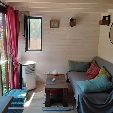 Camping Tiny Cantal *
